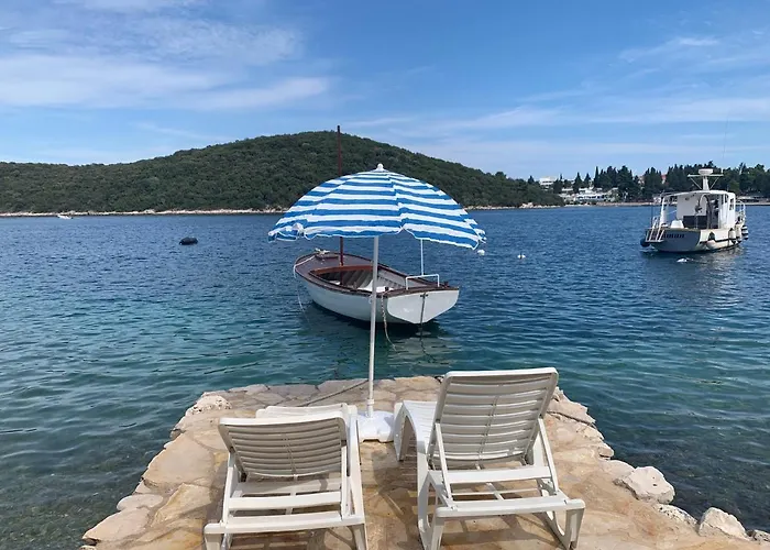 Studio Apartments More *